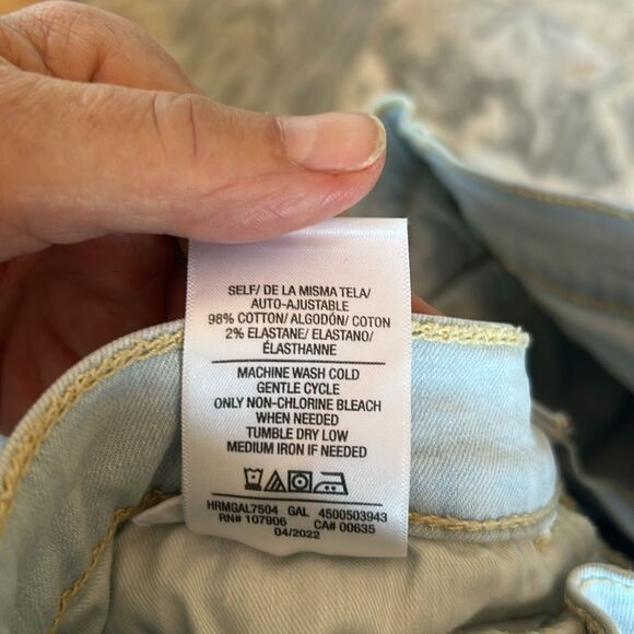 Hudson Blair Jeans Rolled Cuff Stretch Galaxy Light Blue Color Tan Stitch 29 - Picture 8 of 14